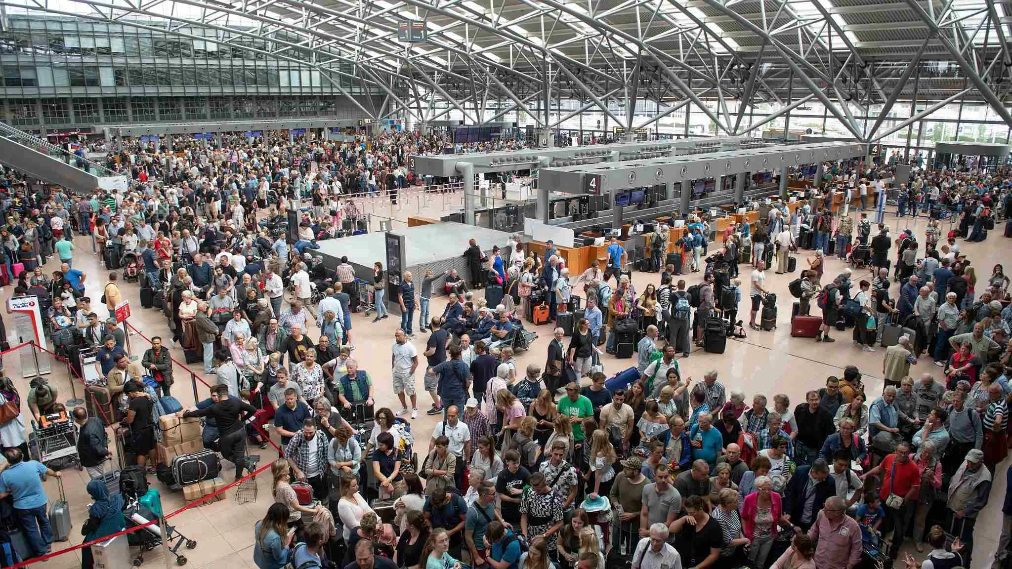 Hamburg Airport passengers